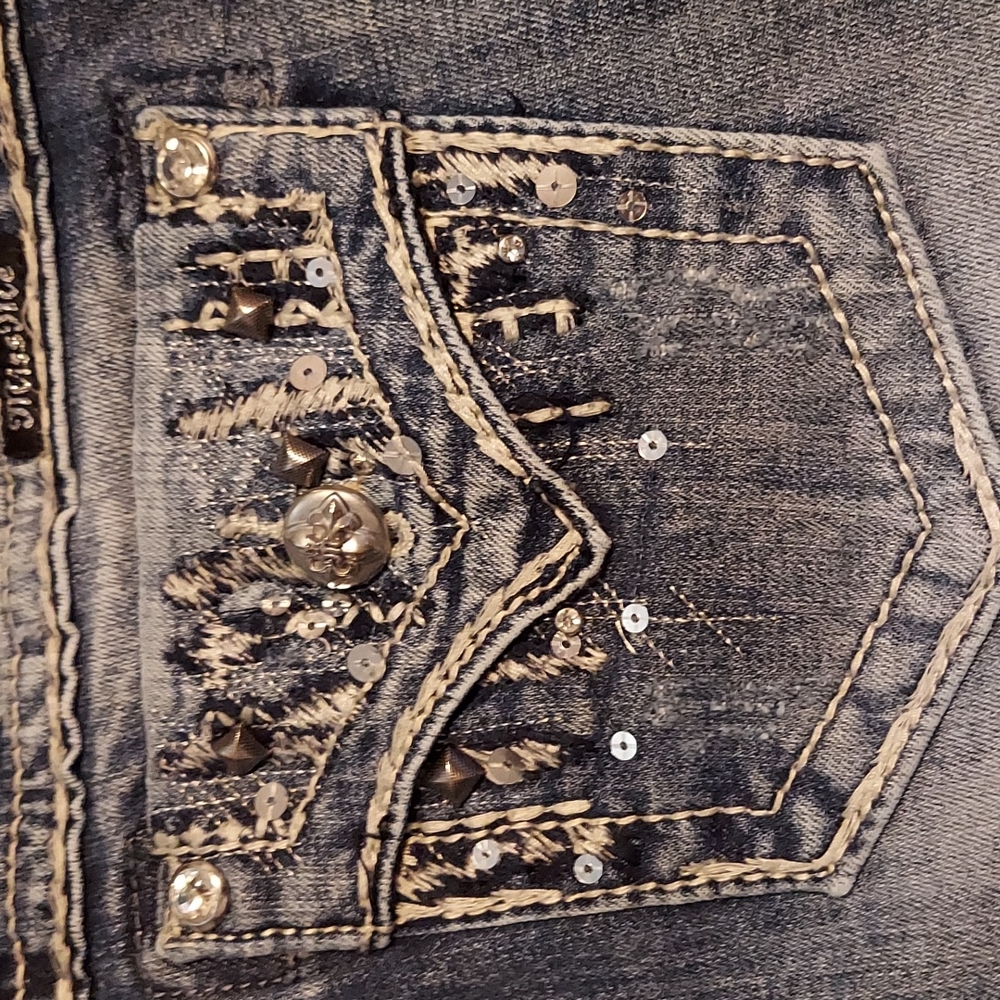 Miss Me Jeans Size 26 Bootcut NWOT